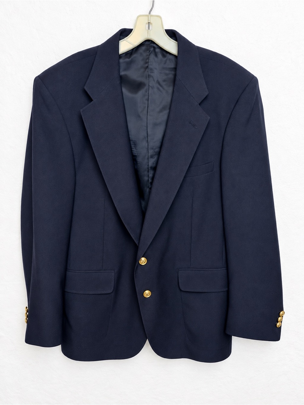 David Taylor Men’s Navy Blue Blazer Sport Coat Gold Crest Buttons Classic Preppy